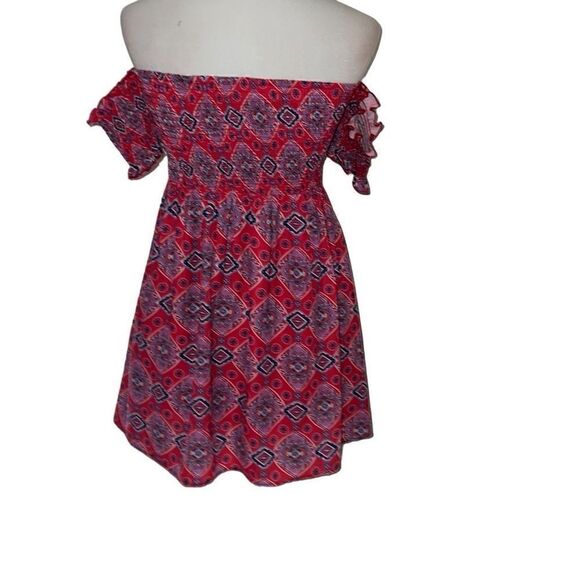 Tiger Mist Off-The-Shoulder Babydoll Mini Dress Smocked Red Paisley sz S Small - Picture 3 of 8